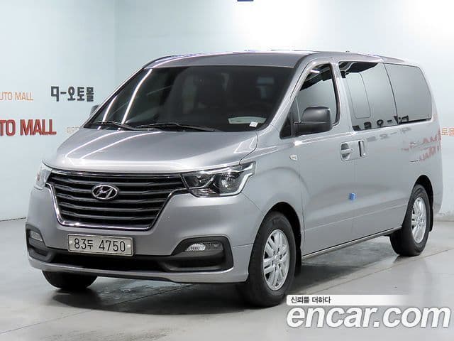 Hyundai The New Grand Starex