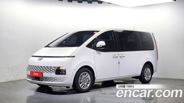 Hyundai Staria