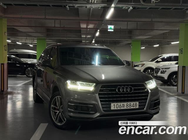 Audi Q7 (4M)