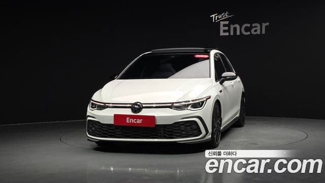 Volkswagen Golf 8th Gen 3