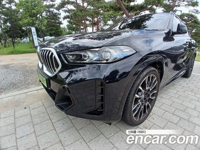 BMW X6 (G06)