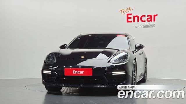 Porsche Panamera (971) 3
