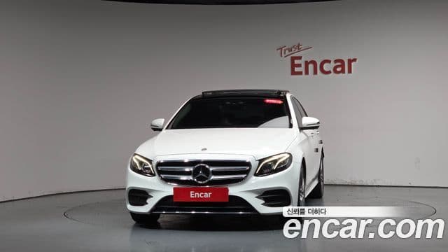 Mercedes-Benz E-Class W213 3