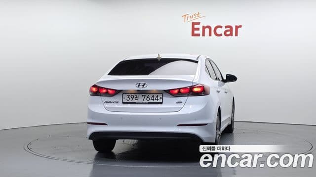 Hyundai Avante AD 4
