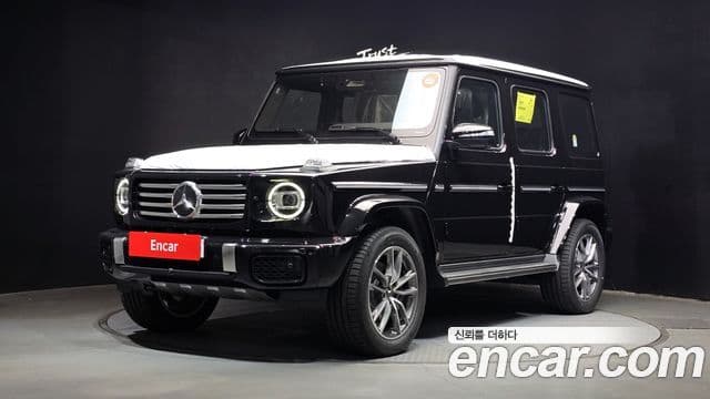 Mercedes-Benz G-Class W465