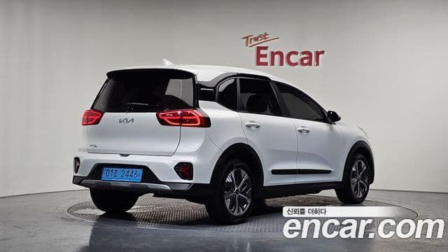 Kia Niro Plus 2