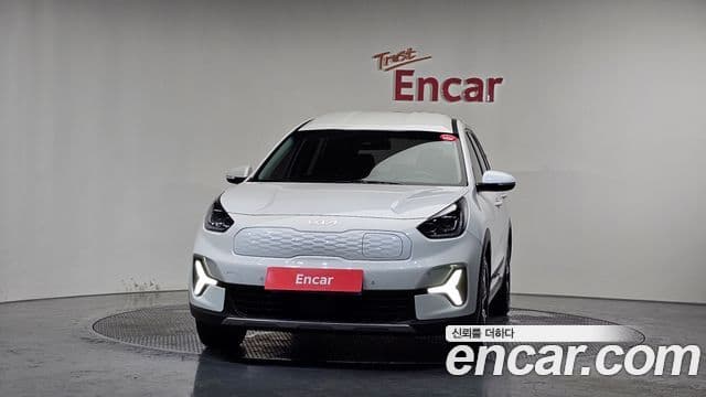Kia Niro Plus 3