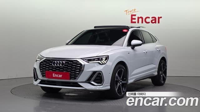 Audi Q3 (F3)