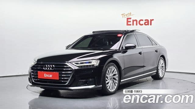 Audi A8 (D5)
