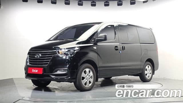 Hyundai The New Grand Starex