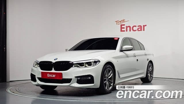 BMW 5 Series (G30)