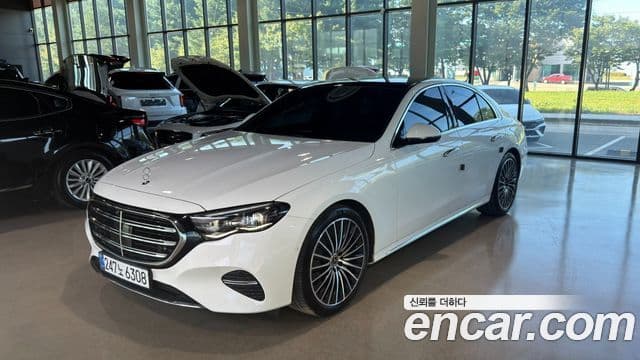 Mercedes-Benz E-Class W214