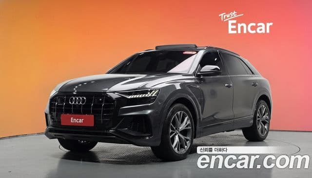 Audi Q8 (4M)