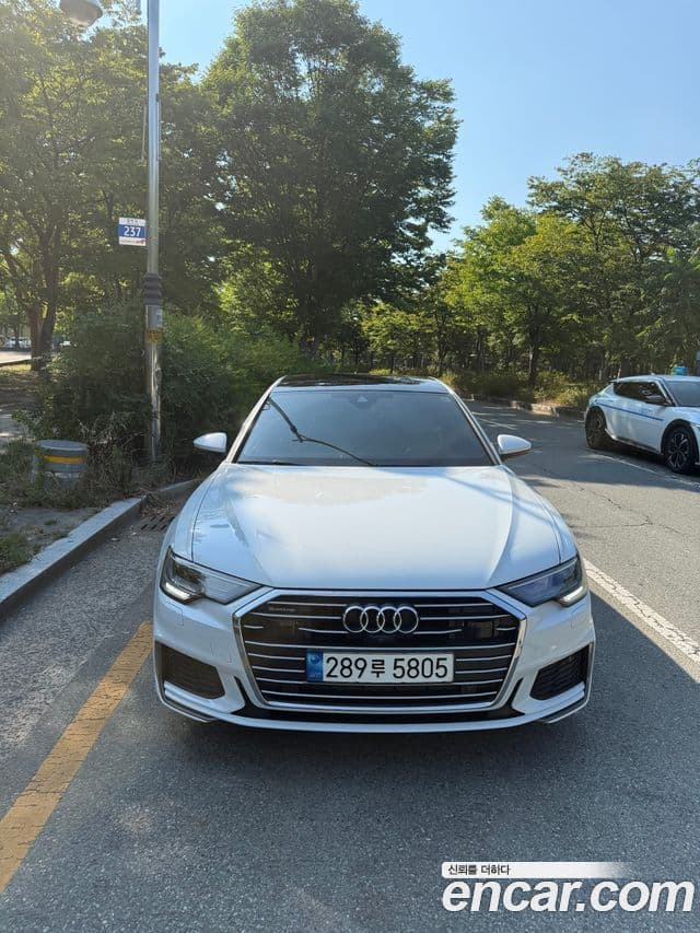 Audi A6 (C8)