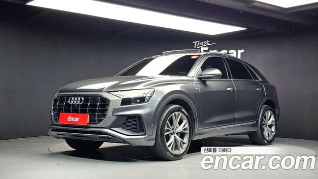 Audi Q8 (4M)