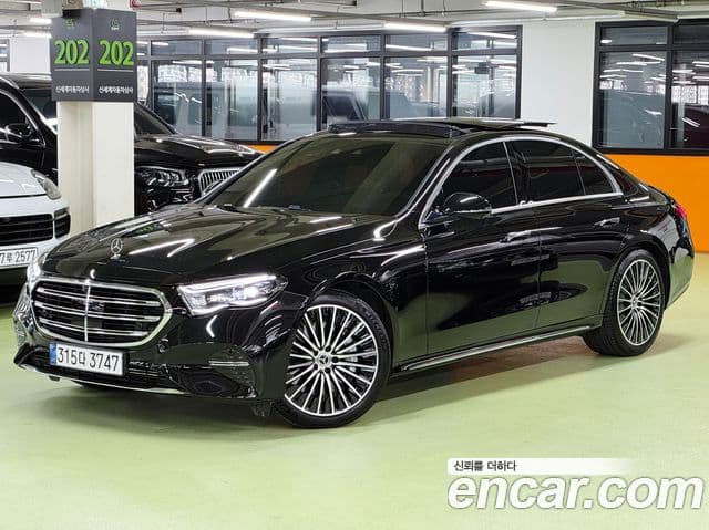 Mercedes-Benz E-Class W214