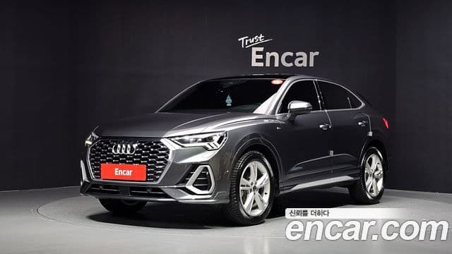 Audi Q3 (F3)
