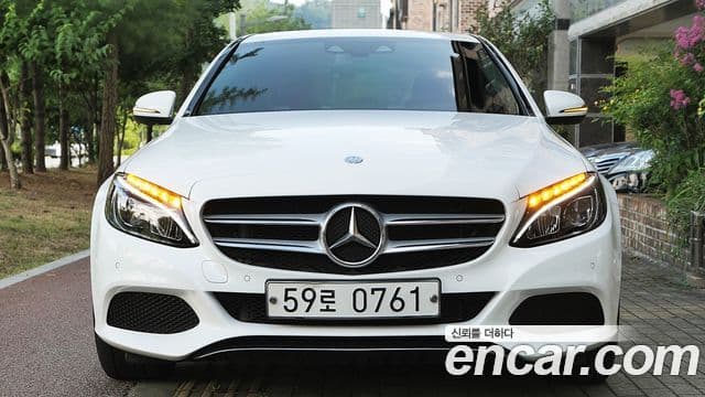 Mercedes-Benz C-Class W205