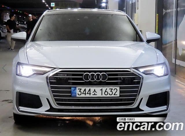Audi A6 (C8)