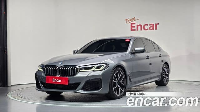 BMW 5 Series (G30)