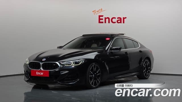 BMW 8 Series (G15)