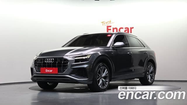 Audi Q8 (4M)