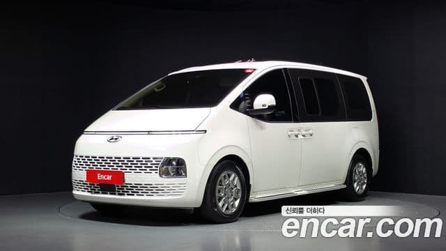 Hyundai Staria