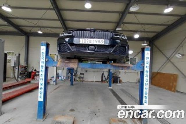 BMW 5 Series (G30)
