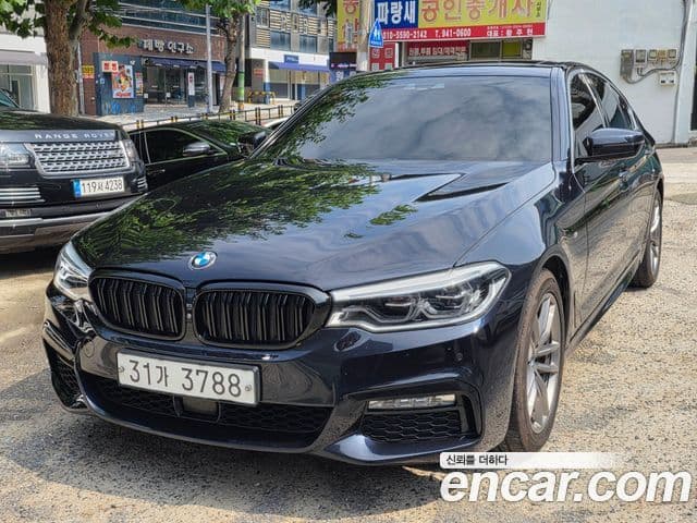 BMW 5 Series (G30)
