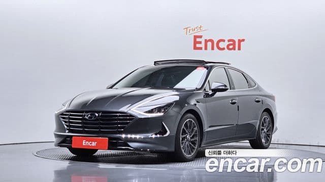 Hyundai Sonata (DN8)