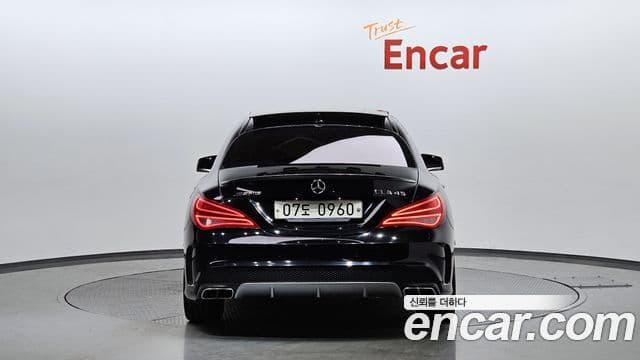 Mercedes-Benz CLA-Class C117 4