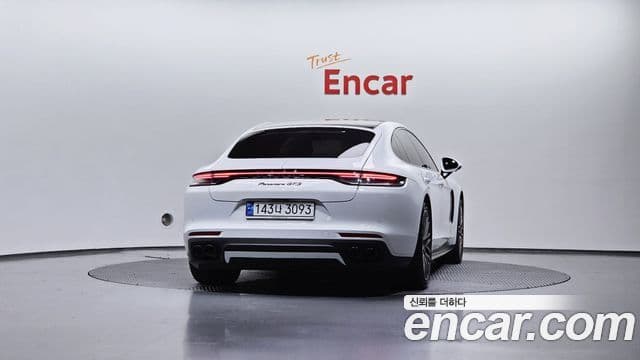 Porsche Panamera (971) 4