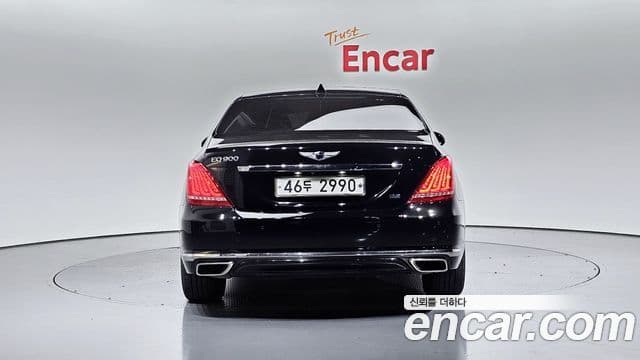 Genesis EQ900 4