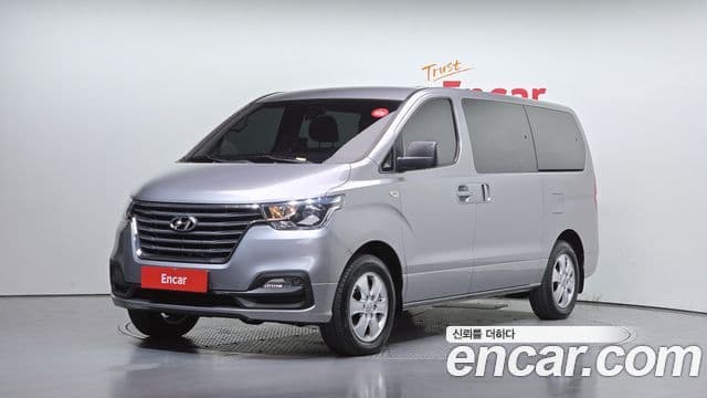 Hyundai The New Grand Starex