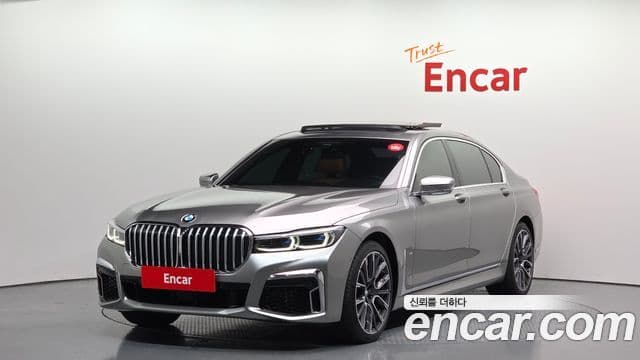 BMW 7 Series (G11)