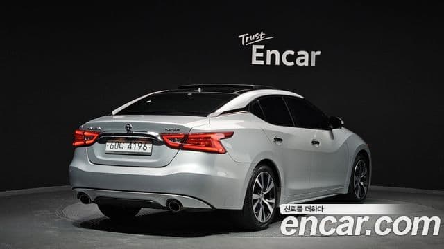 Nissan Maxima (A36) 2
