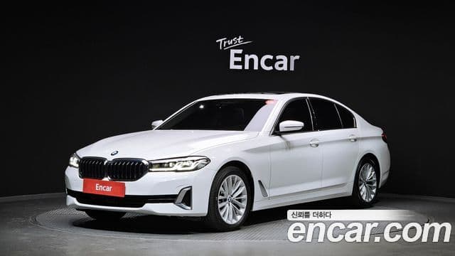 BMW 5 Series (G30)