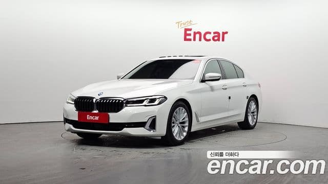 BMW 5 Series (G30)