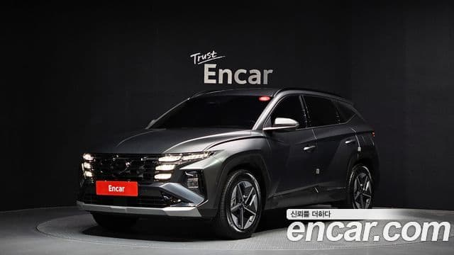 Hyundai The New Tucson Hybrid (NX4)