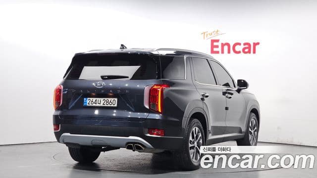 Hyundai Palisade 2