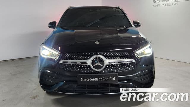 Mercedes-Benz GLA-Class H247 3