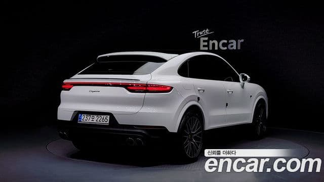Porsche Cayenne (PO536) 2