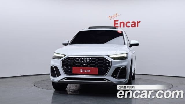 Audi Q5 (FY)
