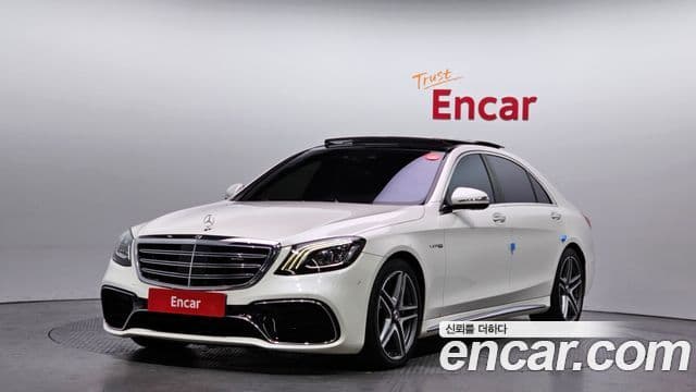 Mercedes-Benz S-Class W222