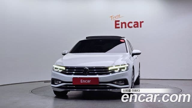 Volkswagen Passat GT (B8) 3