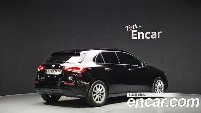 Mercedes-Benz A-Class W177 2