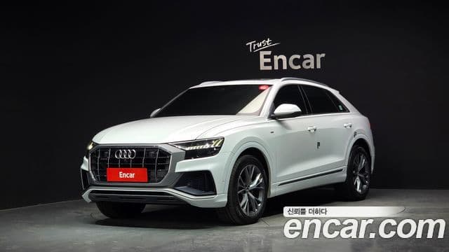 Audi Q8 (4M)