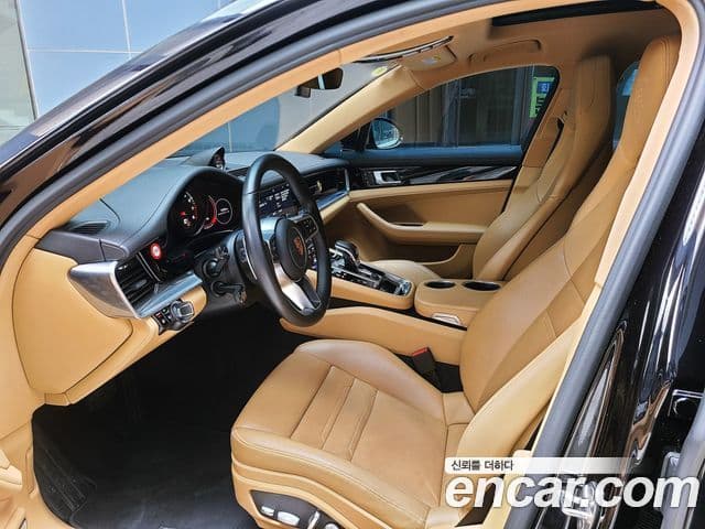 Porsche Panamera (971) 4