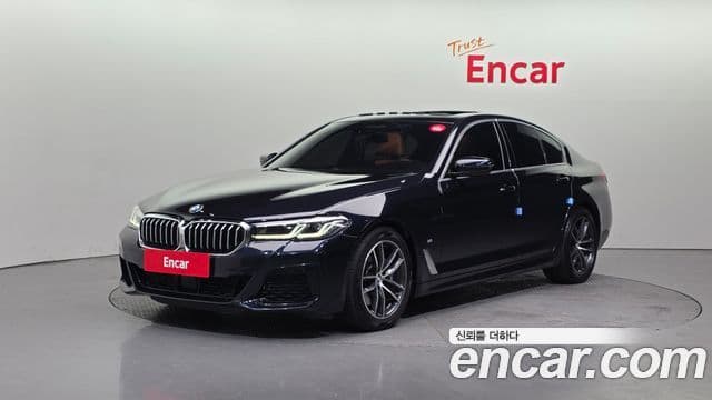 BMW 5 Series (G30)