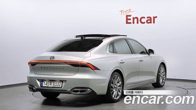 Hyundai The New Grandeur IG 2